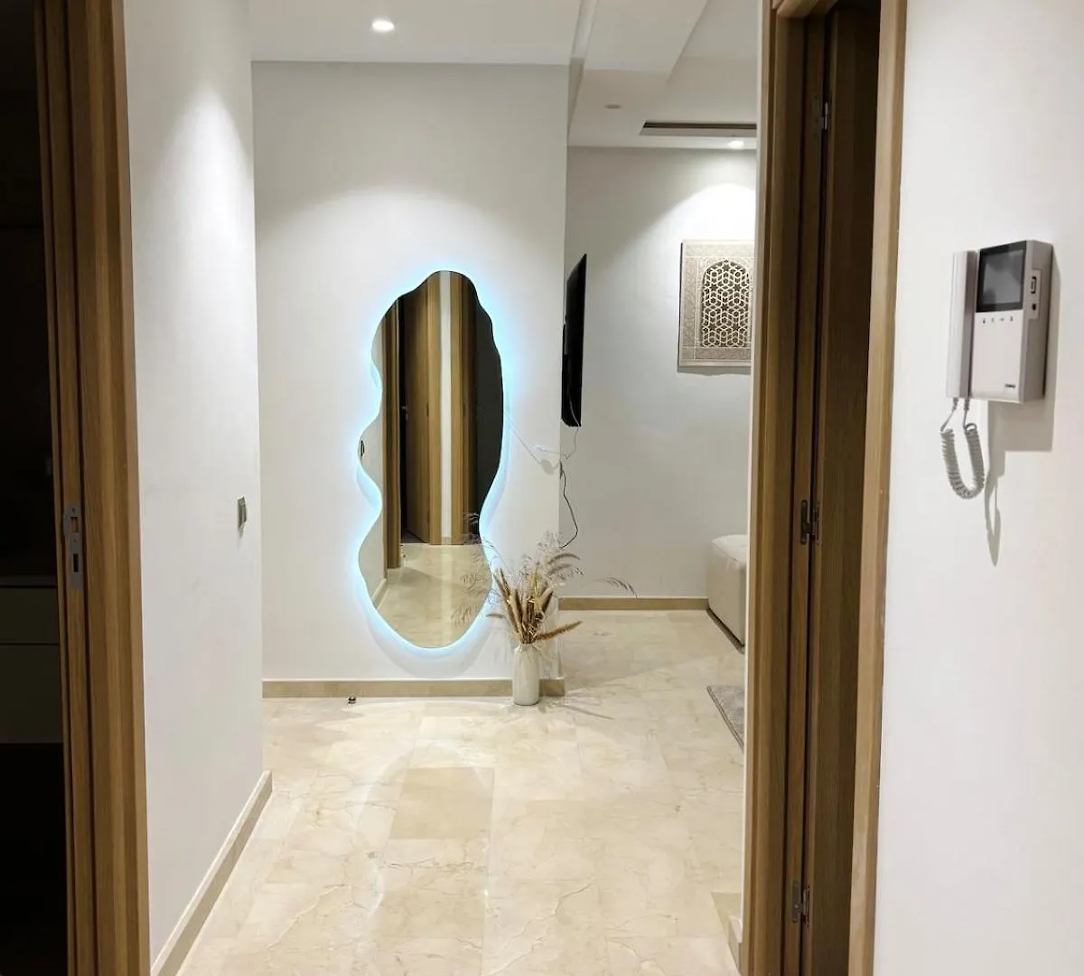Beautiful Spacious Apartment In Casablanca