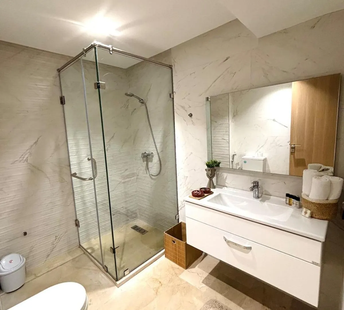 Beautiful Spacious Apartment In Casablanca