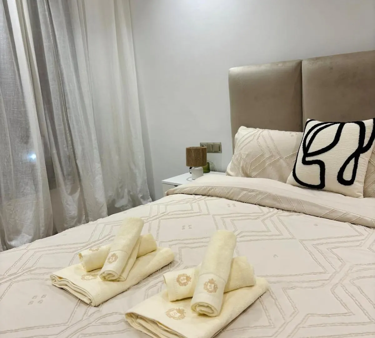 Beautiful Spacious Apartment In Casablanca 0*,